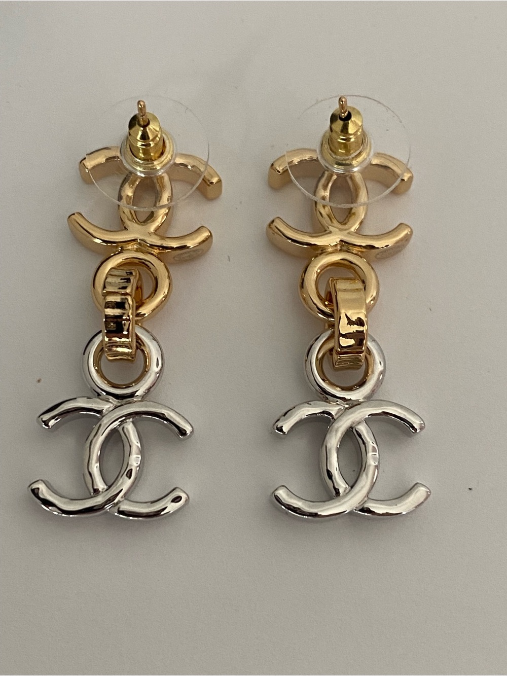 CHANEL Two-Tone CC Dangle Earrings in Gold and Silver - Picture 3 of 7